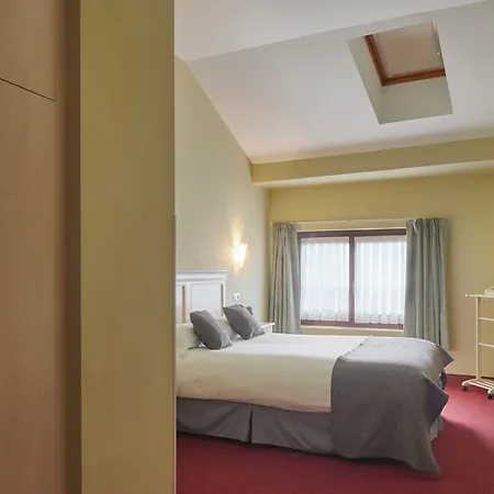 Iraipe Ongi Auto Check-in Hotel Oñate